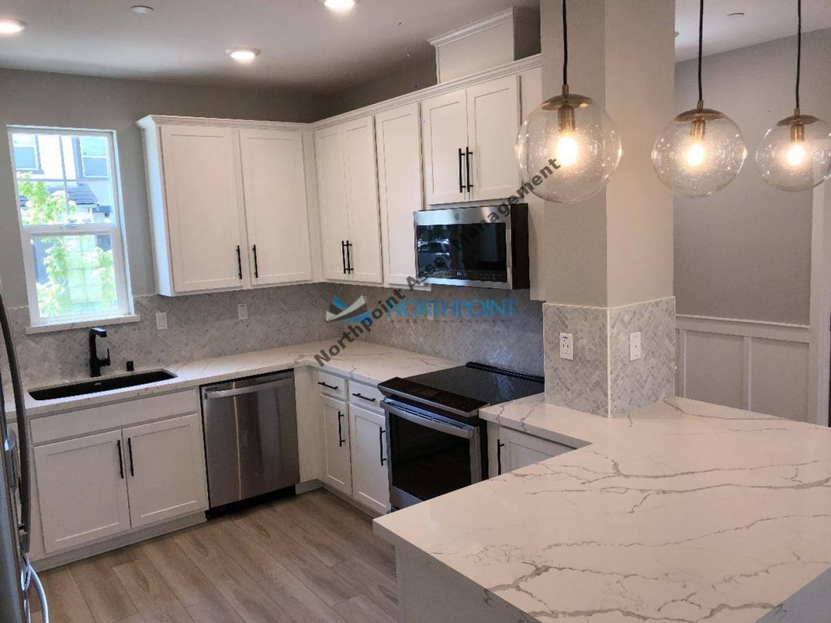 House for rent at 5013 Wuthering Ave, Sacramento, CA 95823
