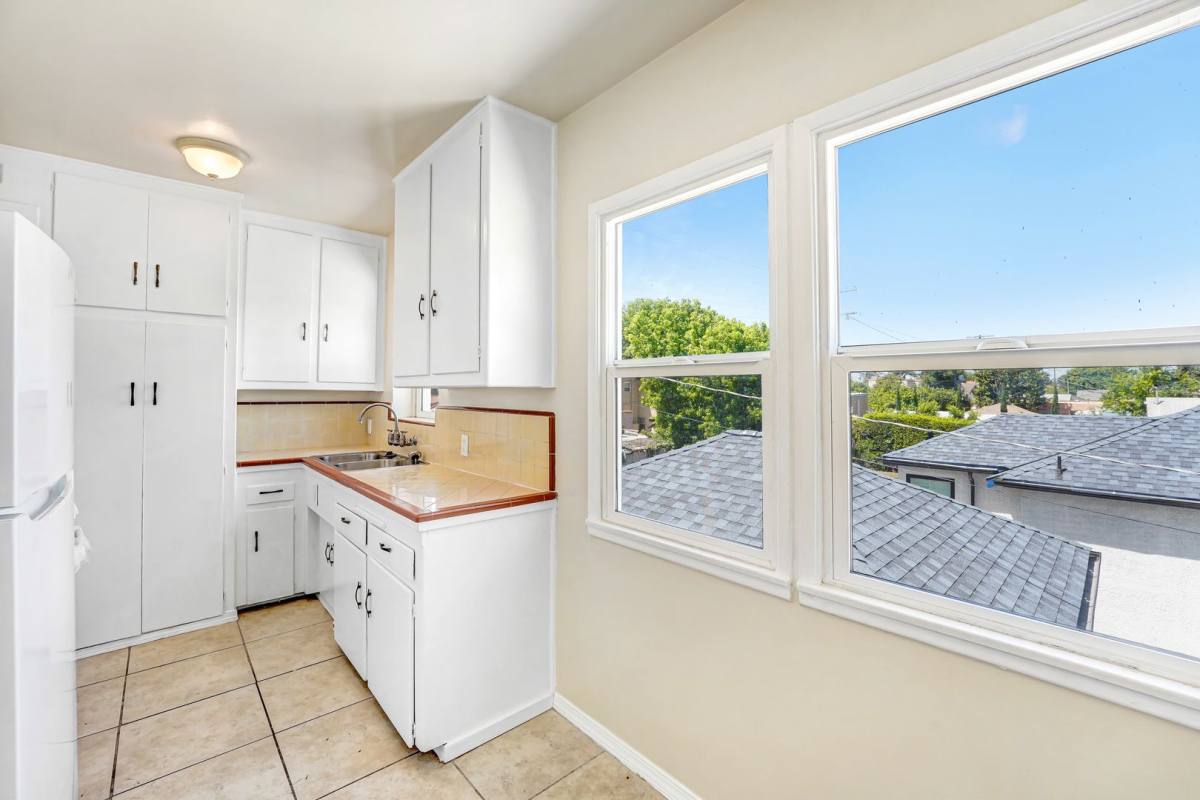 Apartment for rent at 3616 W 59th Place, Los Angeles, CA 90043