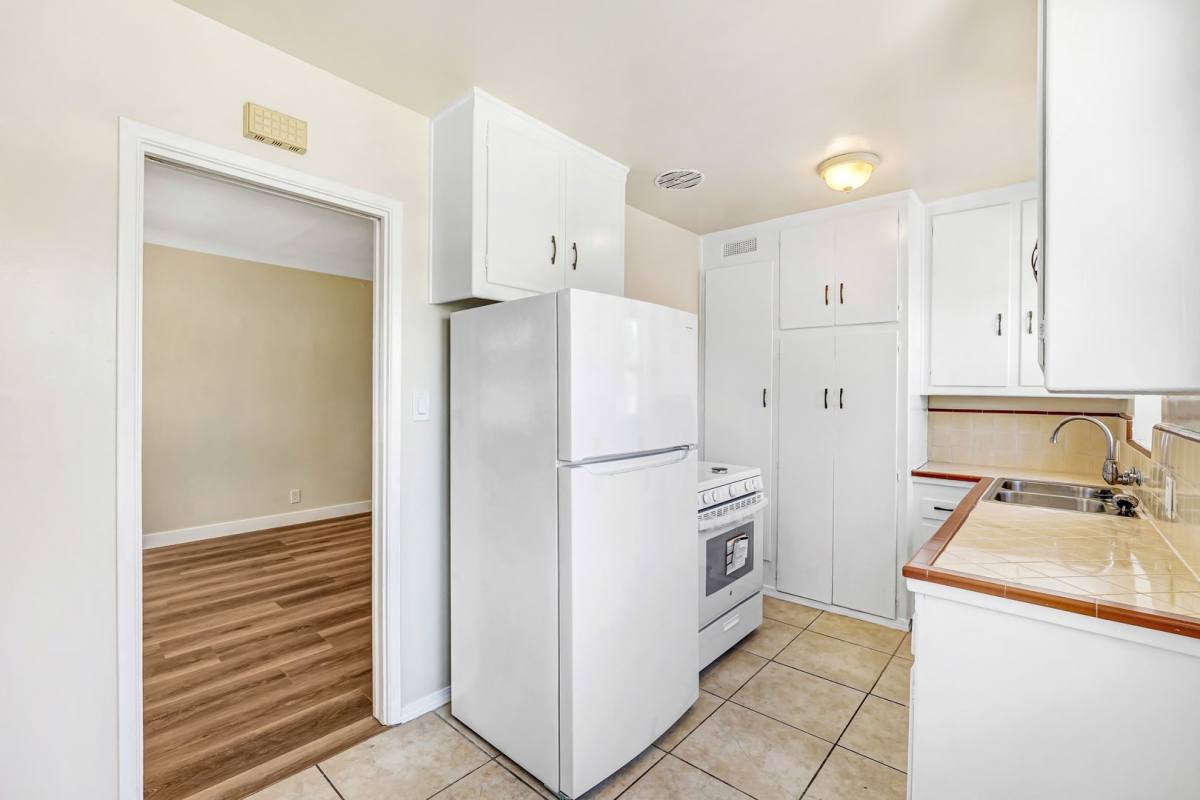 Apartment for rent at 3616 W 59th Place, Los Angeles, CA 90043