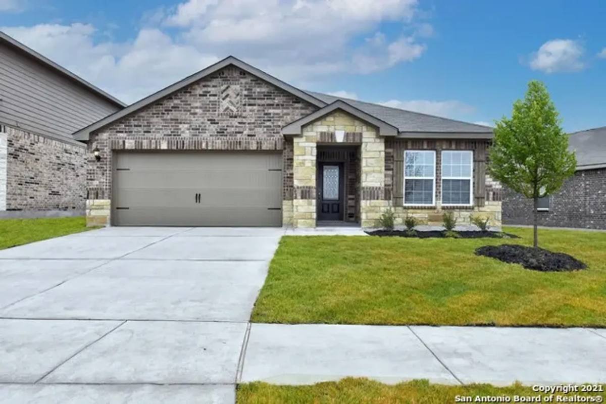 House for rent at 9330 Bennett Forest, Converse, TX 78109