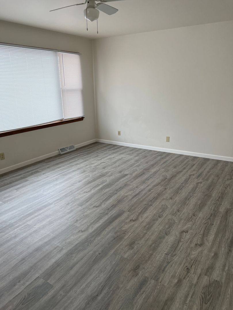 Apartment for rent at 3410 Garfield, Rockford, IL 61101