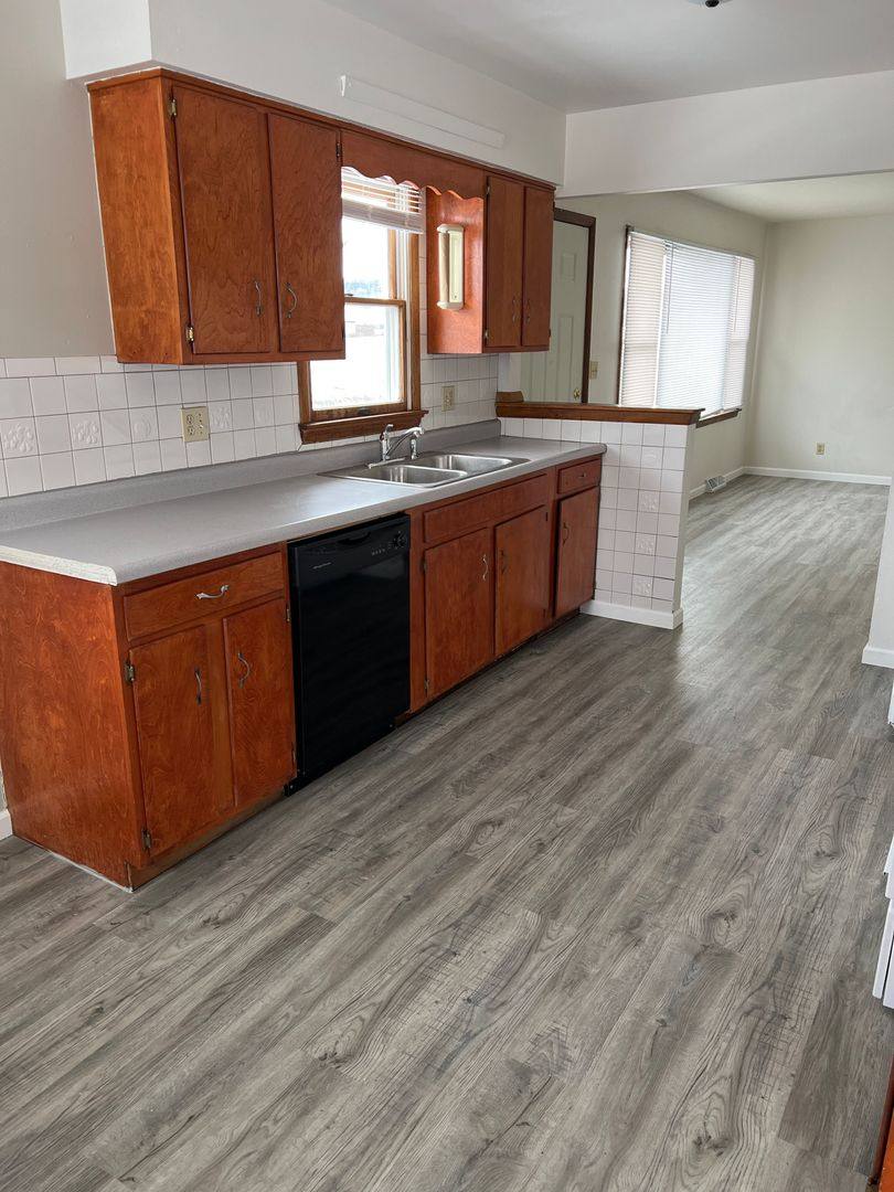 Apartment for rent at 3410 Garfield, Rockford, IL 61101