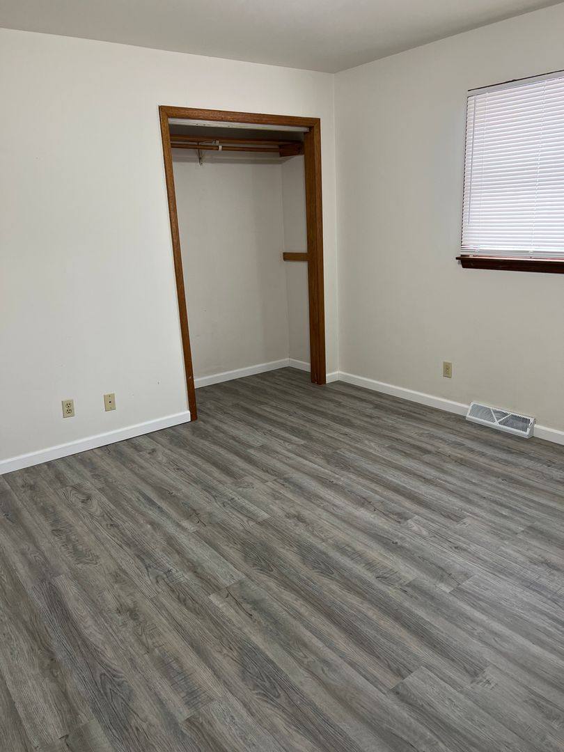 Apartment for rent at 3410 Garfield, Rockford, IL 61101