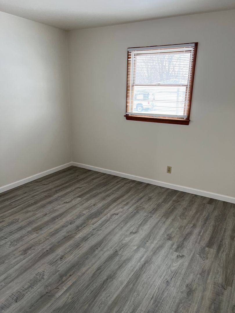 Apartment for rent at 3410 Garfield, Rockford, IL 61101