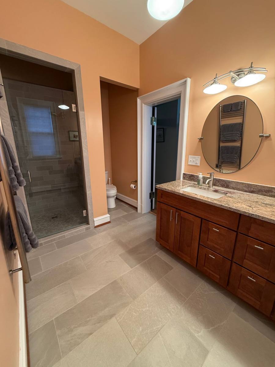 Apartment for rent at 2021 Rivermont Ave, Lynchburg, VA 24503