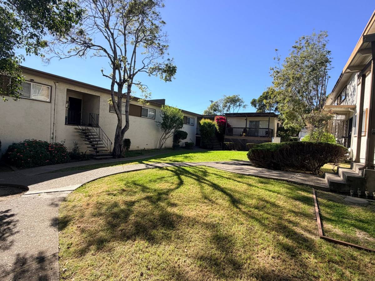 Apartment for rent at 1650 159th Ave, San Leandro, CA 94578
