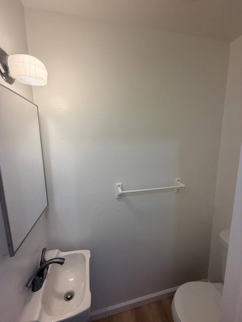 Apartment for rent at 1650 159th Ave, San Leandro, CA 94578