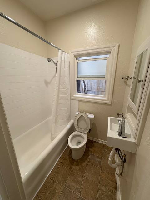 Apartment for rent at 1900 26th Ave #312, Oakland, CA 94601