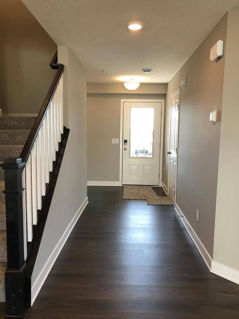 Townhouse for rent at 4808 Martingale Dr, Saint Paul, MN 55129