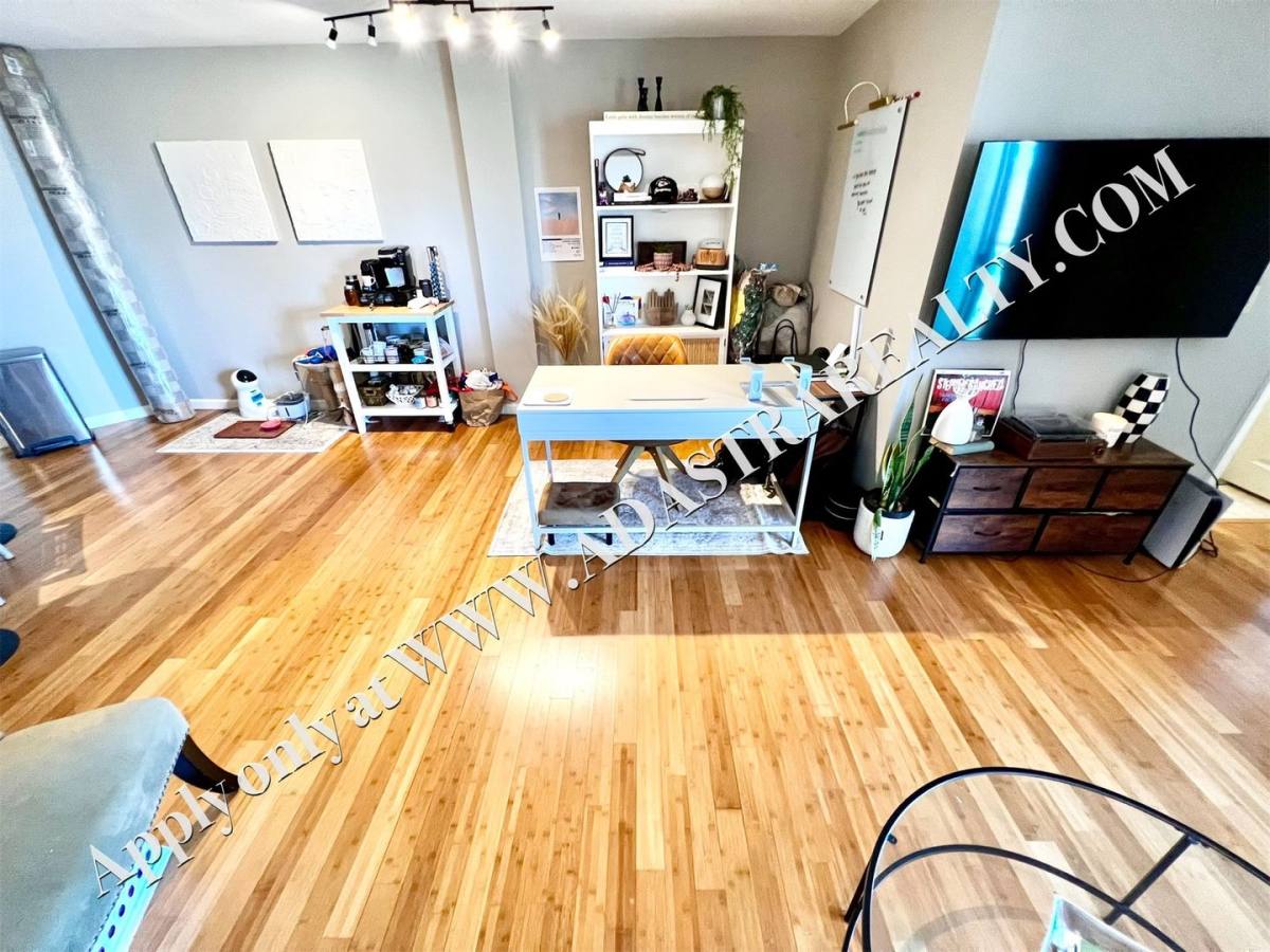 House for rent at 3838 Rainbow Blvd #1401, Kansas City, KS 66103