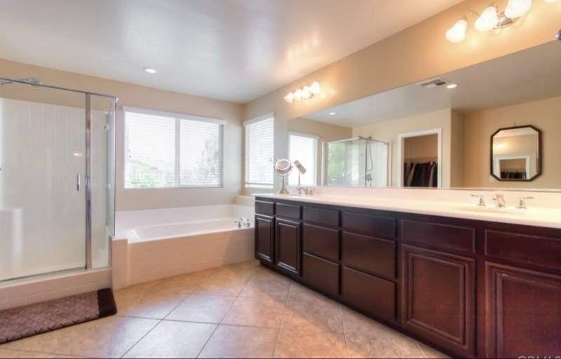 House for rent at 13668 Amberview Place, Corona, CA 92880