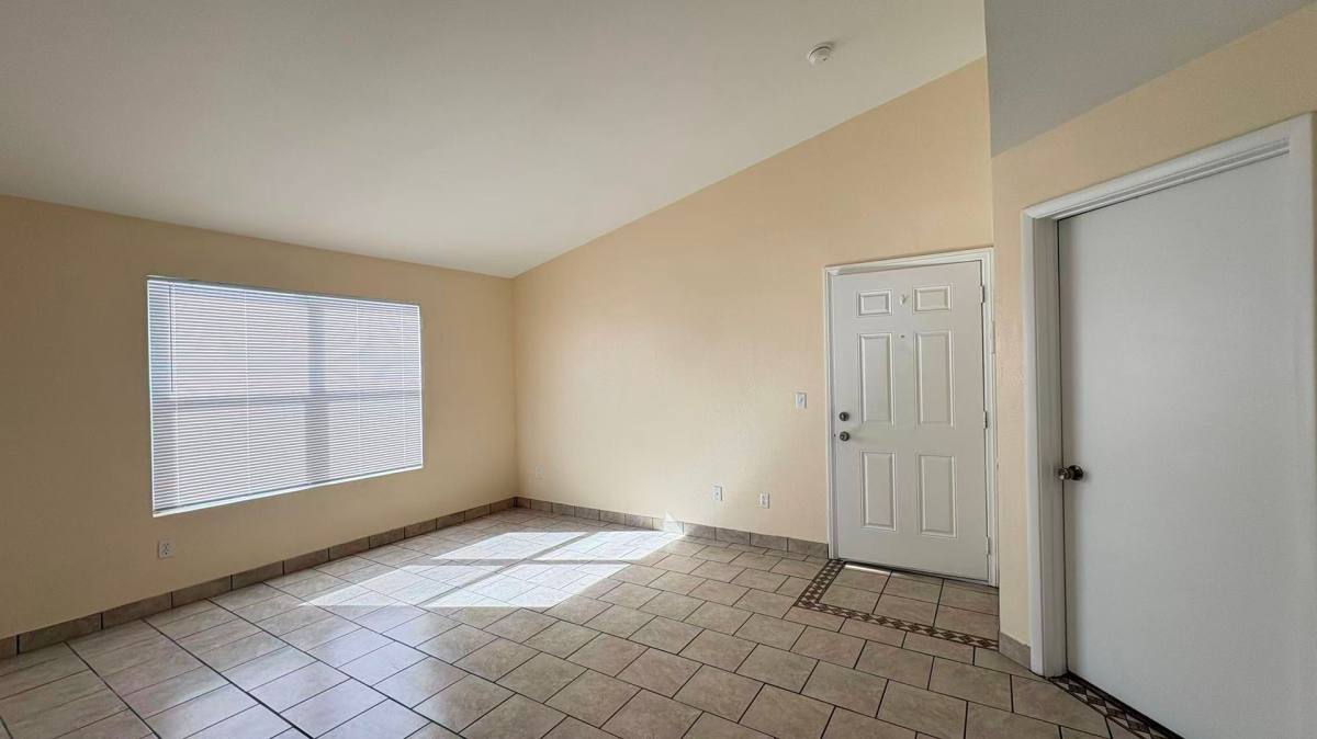 Condo for rent at 1150 Buffalo Dr, Las Vegas, NV 89128