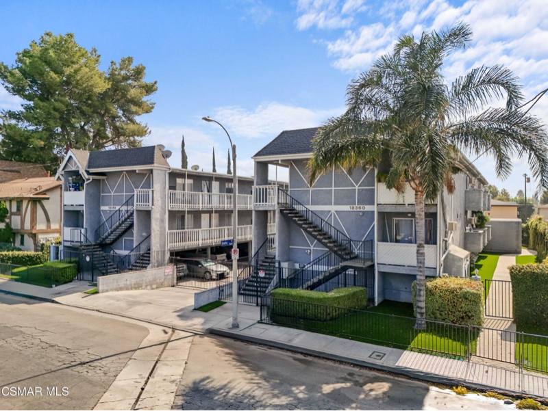 Apartment for rent at 18360 Napa St, Northridge, CA 91325
