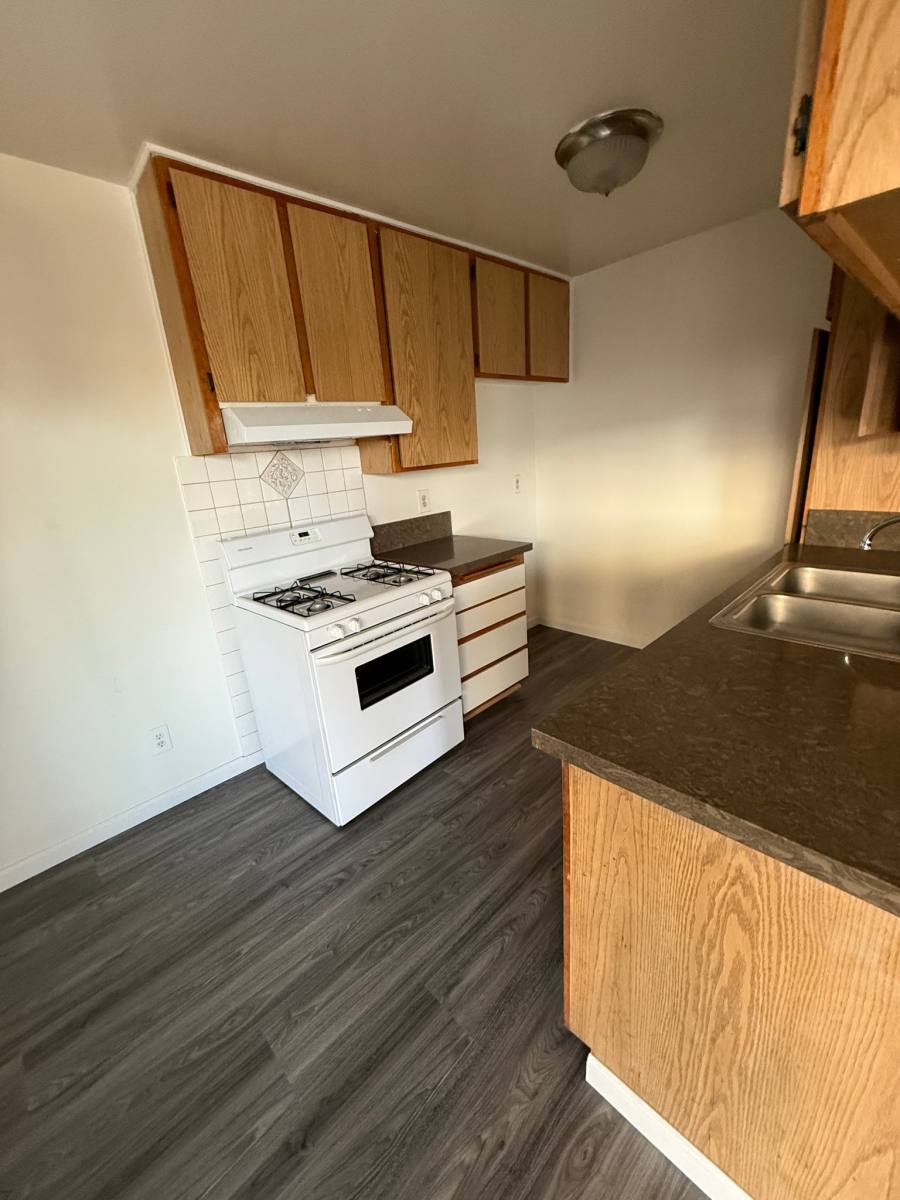 Apartment for rent at 18360 Napa St, Northridge, CA 91325