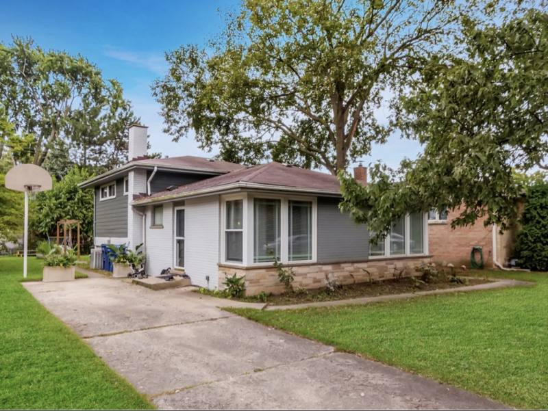 House for rent at 726 Lawler Ave, Wilmette, IL 60091