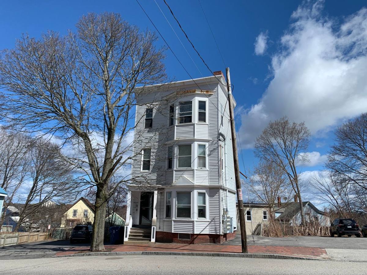 Apartment for rent at 851 Congress St, Portland, ME 04102
