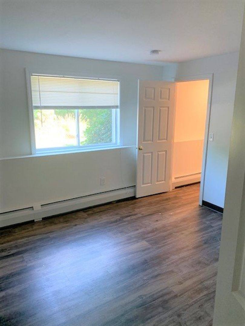 Apartment for rent at 103 Spit Brook Rd, Nashua, NH 03062