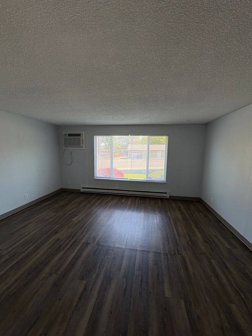Apartment for rent at 6th Ave, Kennewick, WA 99336