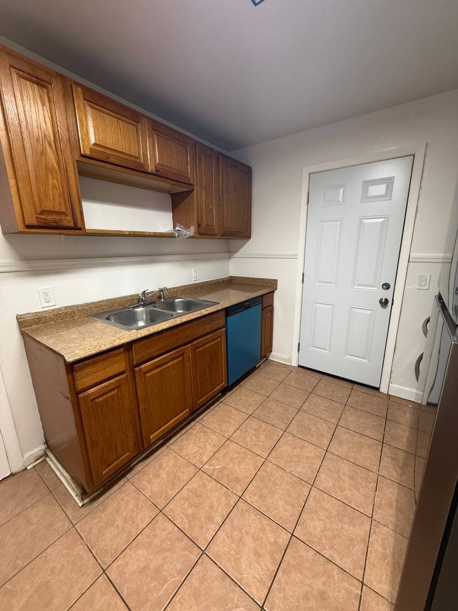 Apartment for rent at 1109 Meharry Blvd #3, Nashville, TN 37208