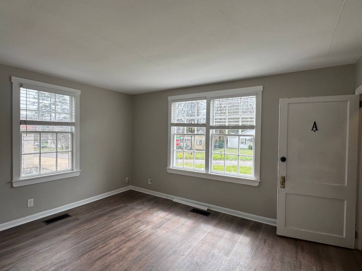 Apartment for rent at 3017 McQueen St, Montgomery, AL 36107