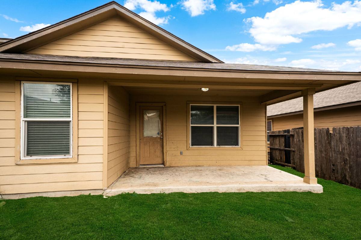 House for rent at 469 Eastern Phoebe, San Antonio, TX 78253
