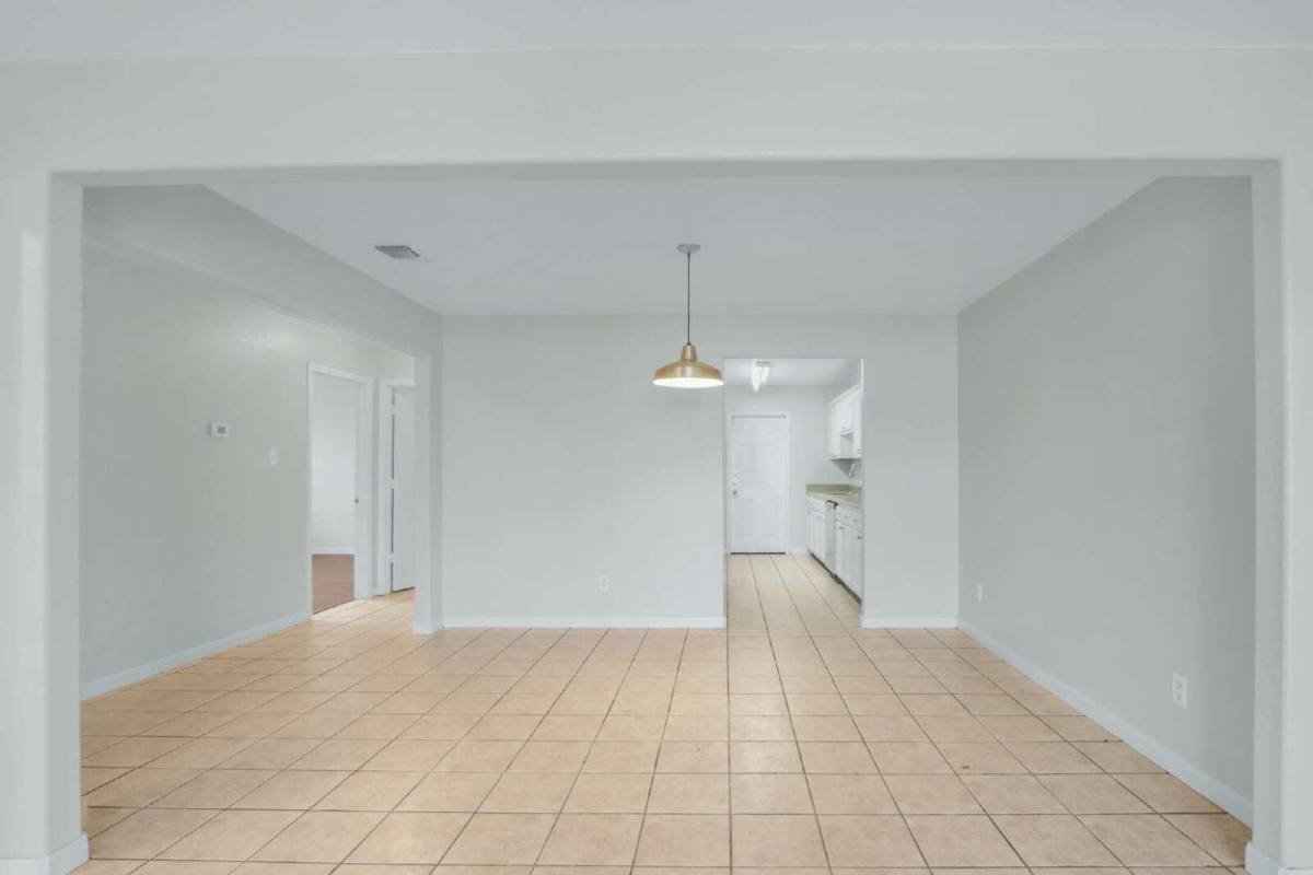 Townhouse for rent at 7202 Montgomery Dr, San Antonio, TX 78239