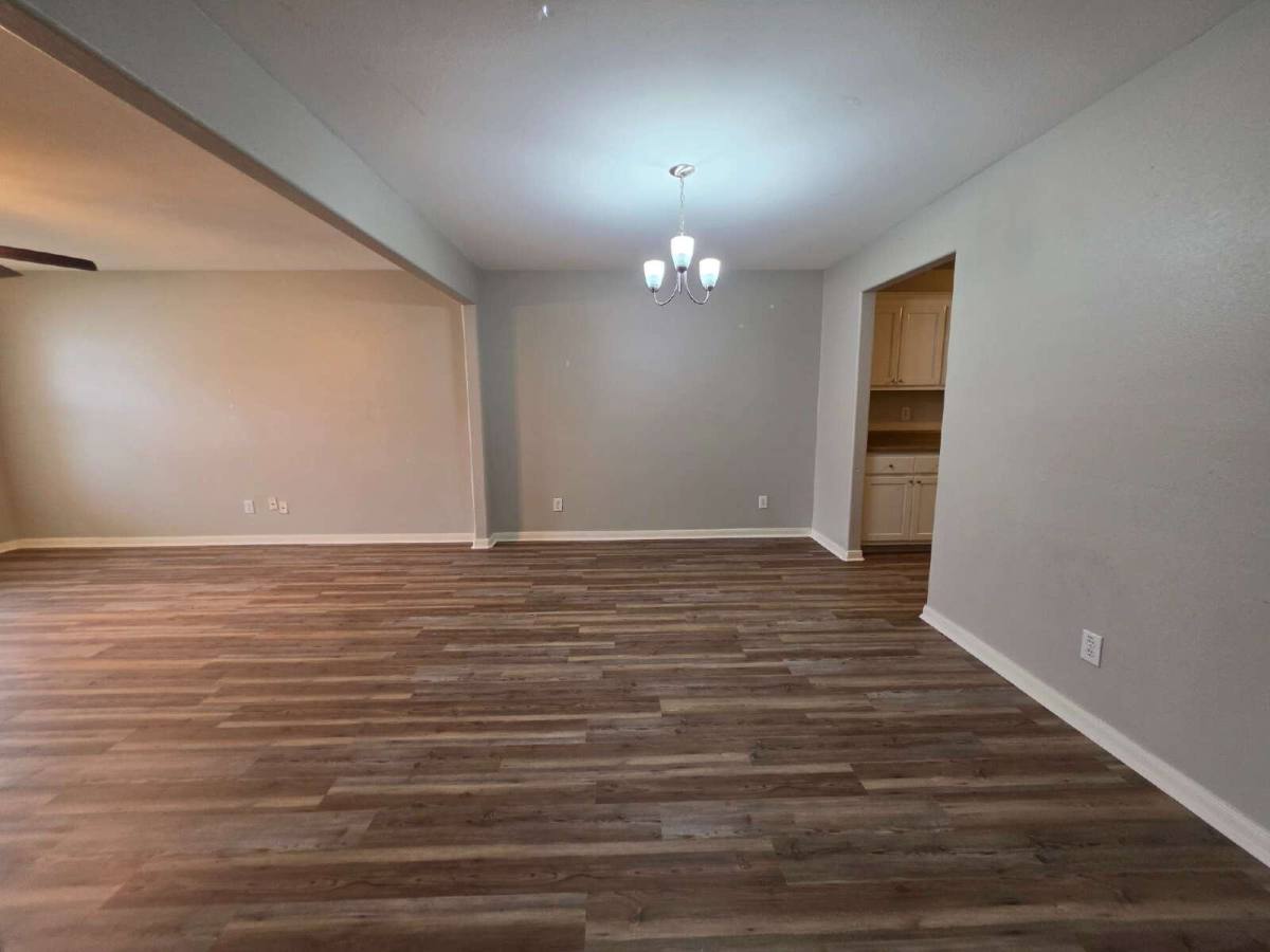 Townhouse for rent at 7202 Montgomery Dr, San Antonio, TX 78239