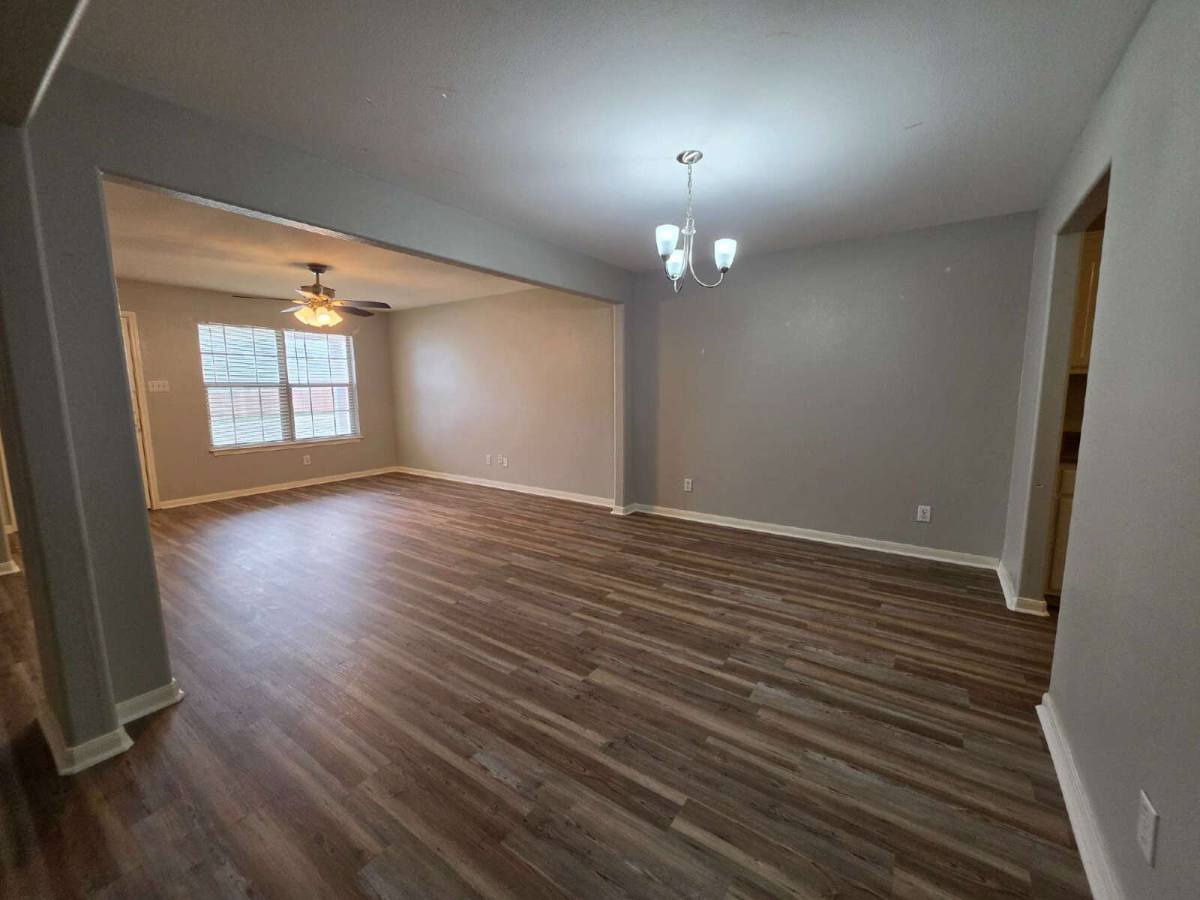 Townhouse for rent at 7202 Montgomery Dr, San Antonio, TX 78239