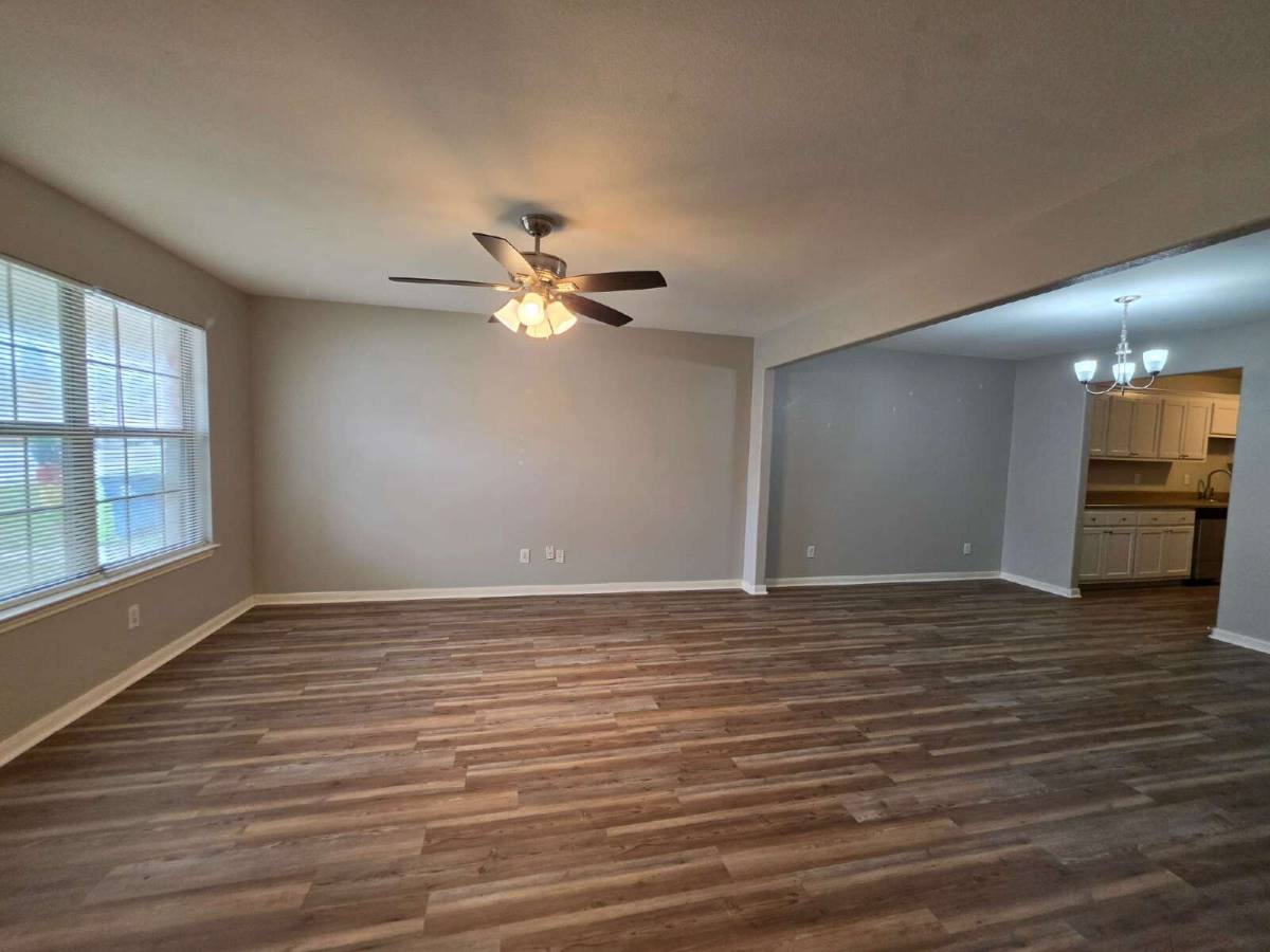 Townhouse for rent at 7202 Montgomery Dr, San Antonio, TX 78239