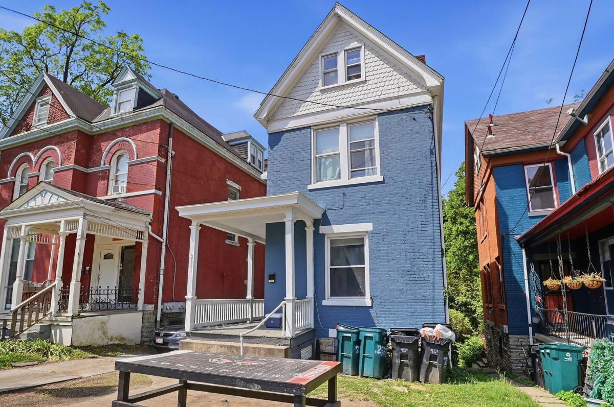 House for rent at 2661 Bellevue St, Cincinnati, OH 45219