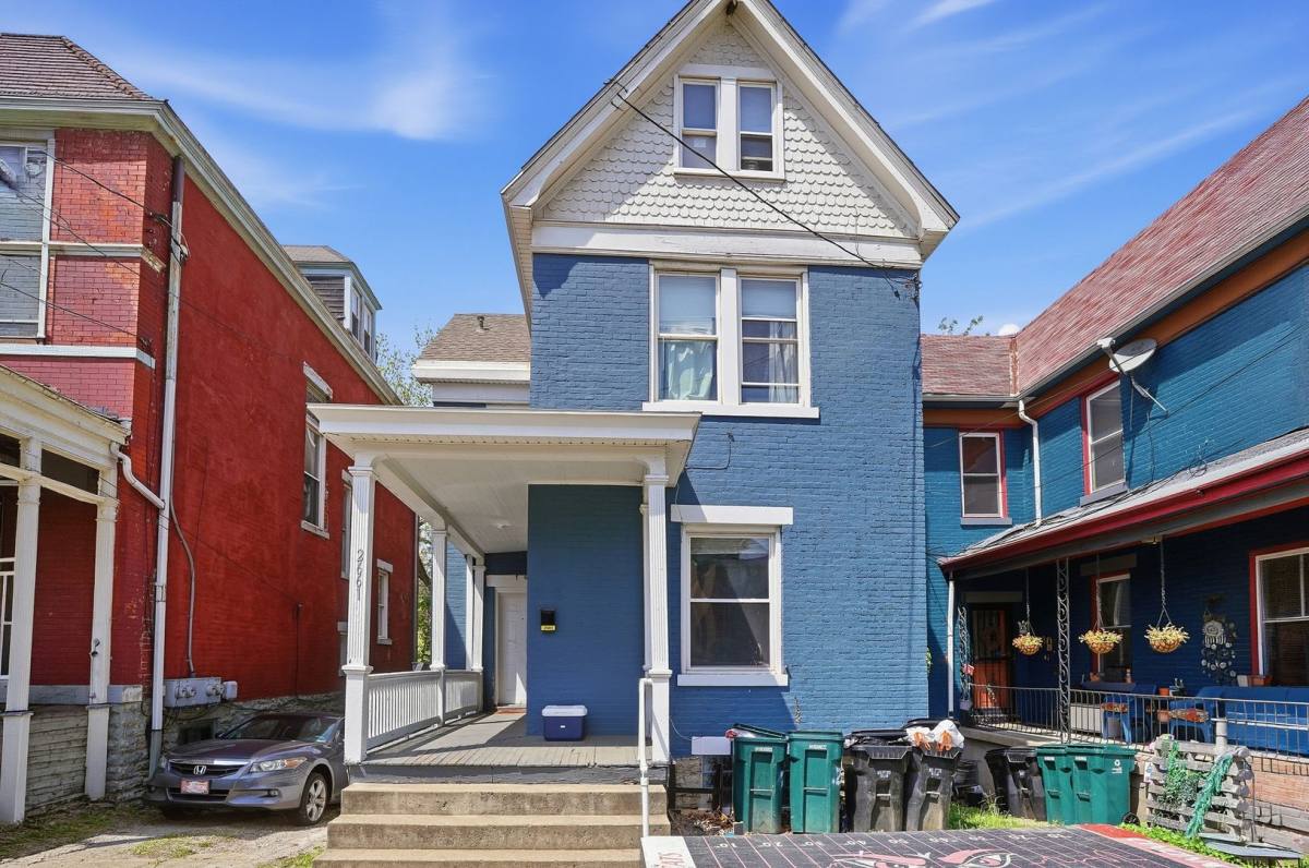 House for rent at 2661 Bellevue St, Cincinnati, OH 45219