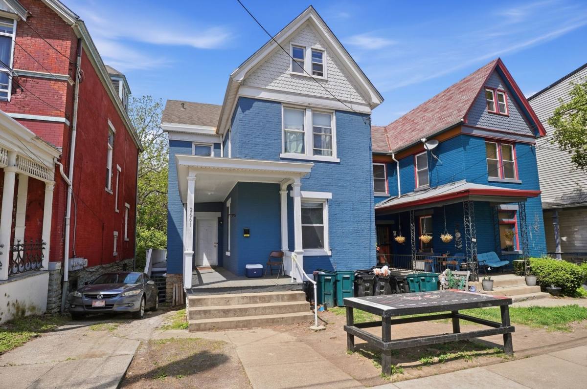 House for rent at 2661 Bellevue St, Cincinnati, OH 45219