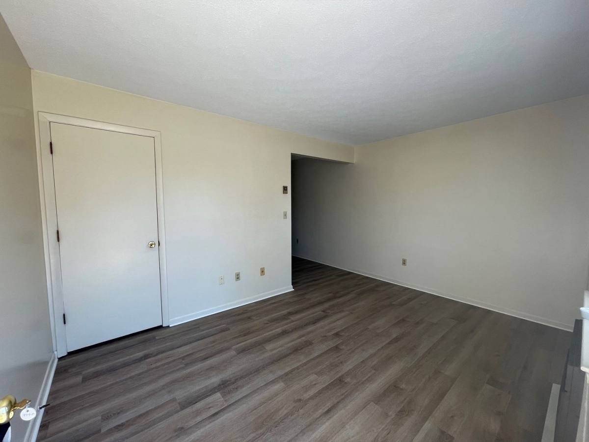 Apartment for rent at 990 Chicago Ave, Harrisonburg, VA 22802