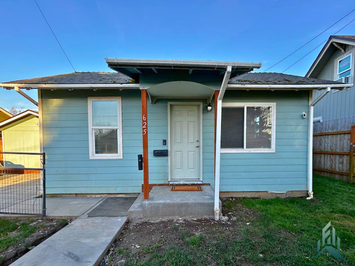 House for rent at 625 SE Geary St, Albany, OR 97321