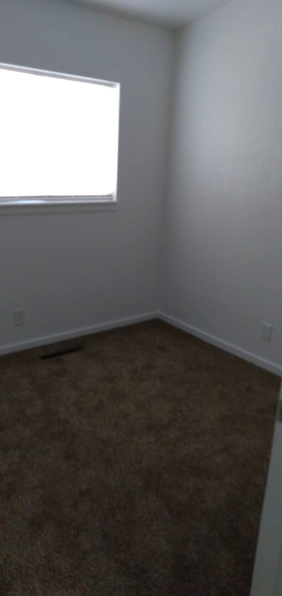 Apartment for rent at 157 NW 7th St, Ontario, OR 97914
