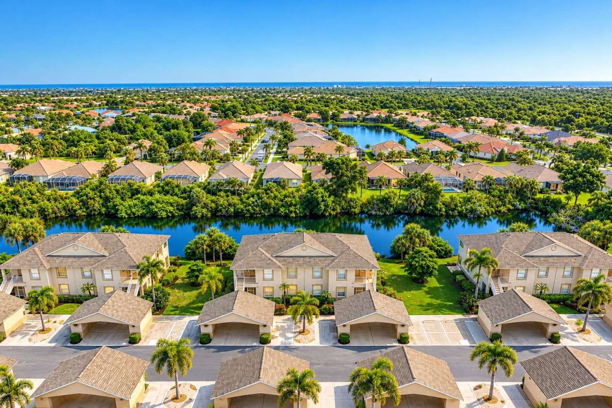 Apartment for rent at 1802 Auburn Lakes, Venice, FL 34293
