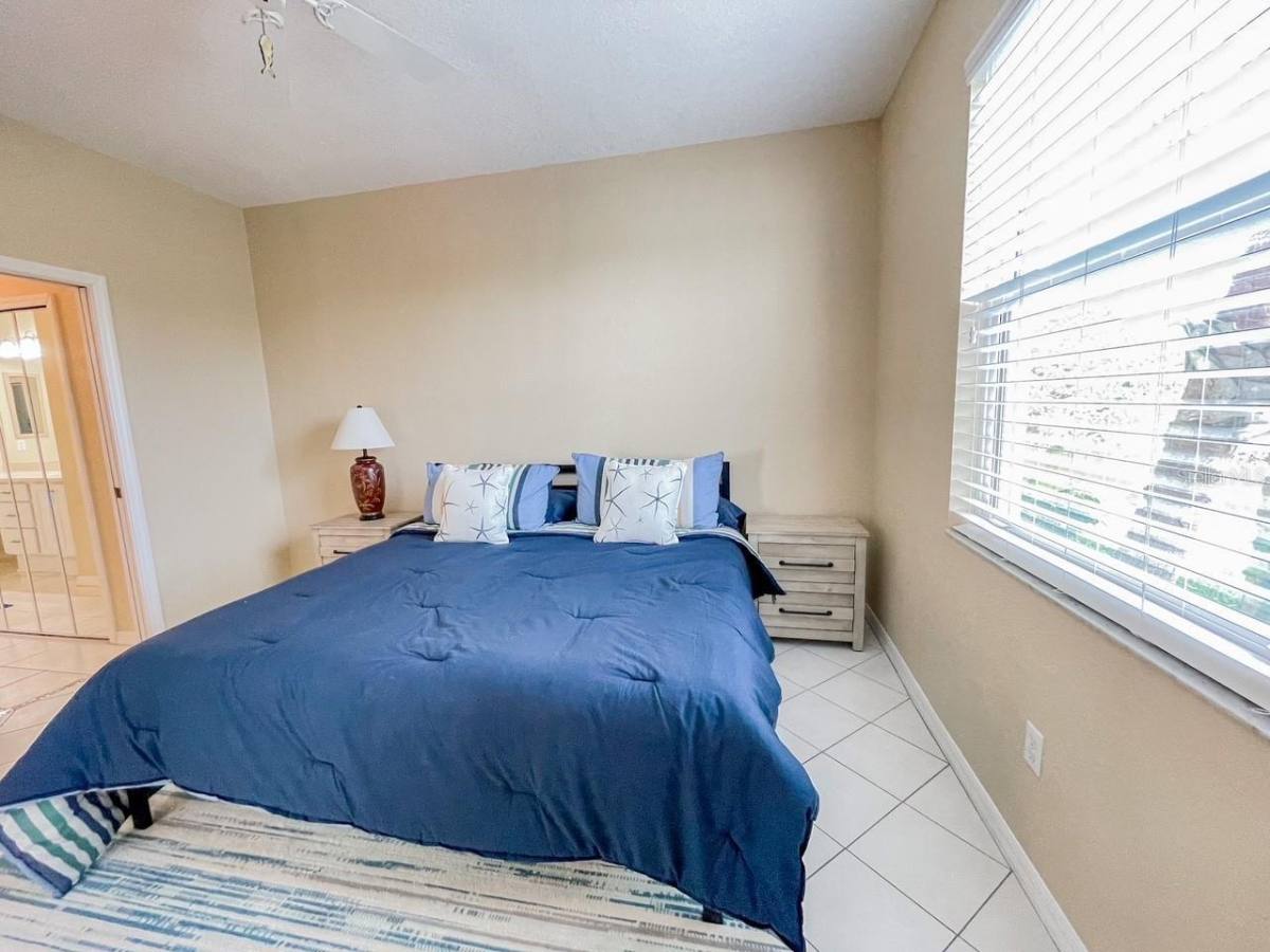Apartment for rent at 1802 Auburn Lakes, Venice, FL 34293