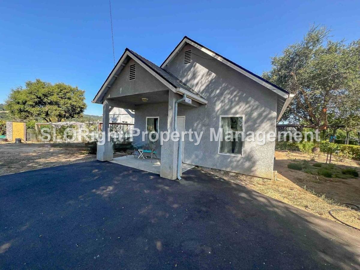 House for rent at 1274 El Camino Real, Atascadero, CA 93422