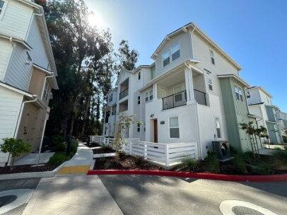 Townhouse for rent at 905 Madonna Rd #18, San Luis Obispo, CA 93405