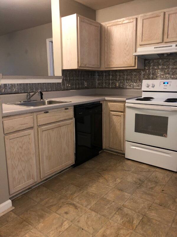 Apartment for rent at 142- C Uv #ROOM 2, Central, SC 29630