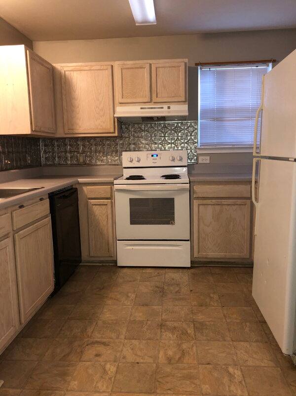 Apartment for rent at 142- C Uv #ROOM 2, Central, SC 29630