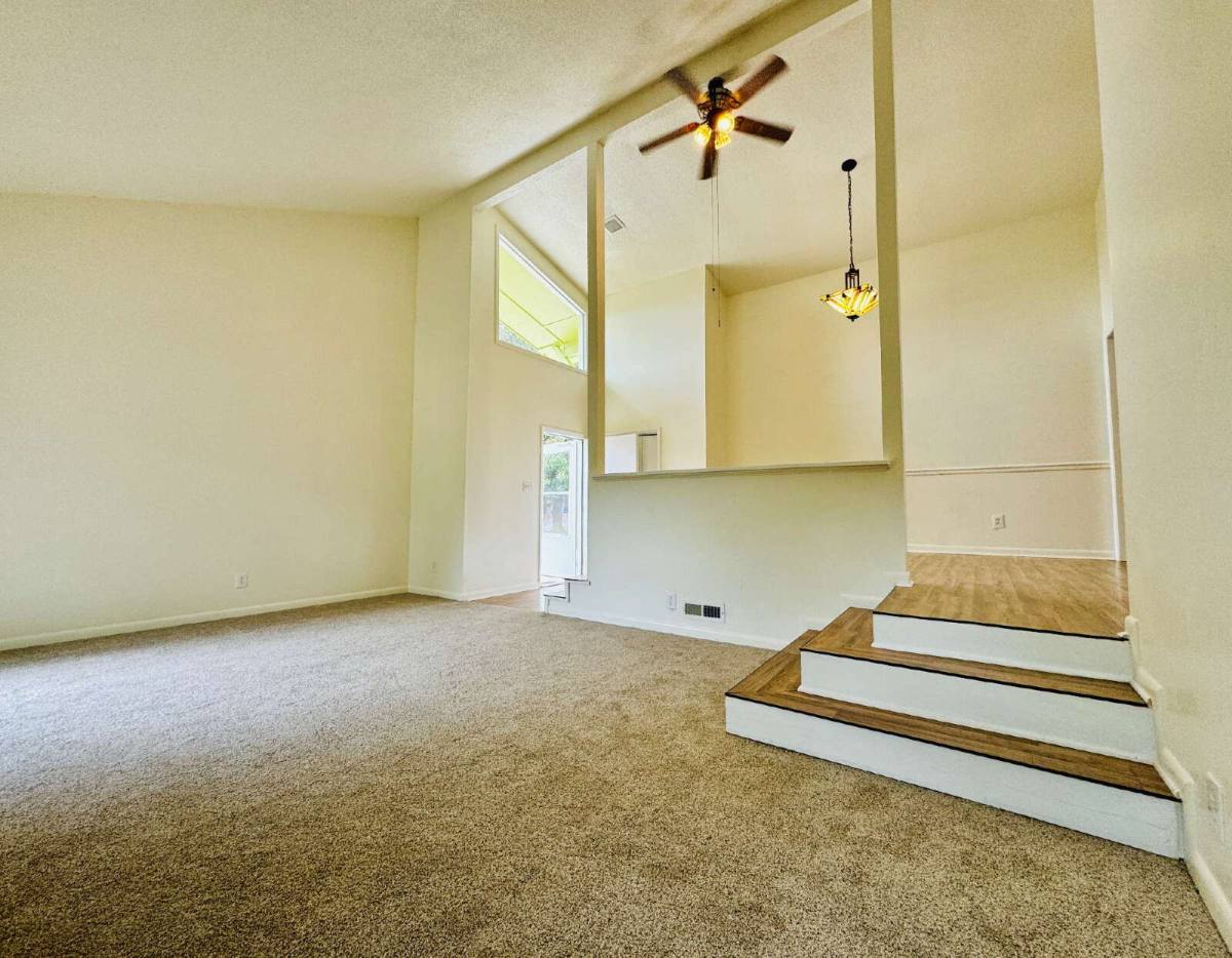 House for rent at 1009 Louisburg Place, Fayetteville, NC 28311