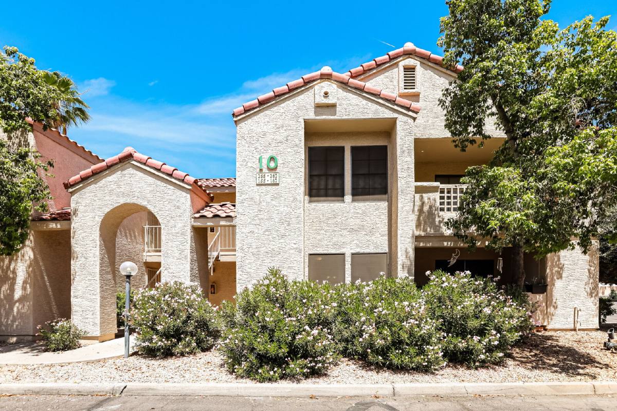 House for rent at 2855 S Extension Rd #160, Mesa, AZ 85210
