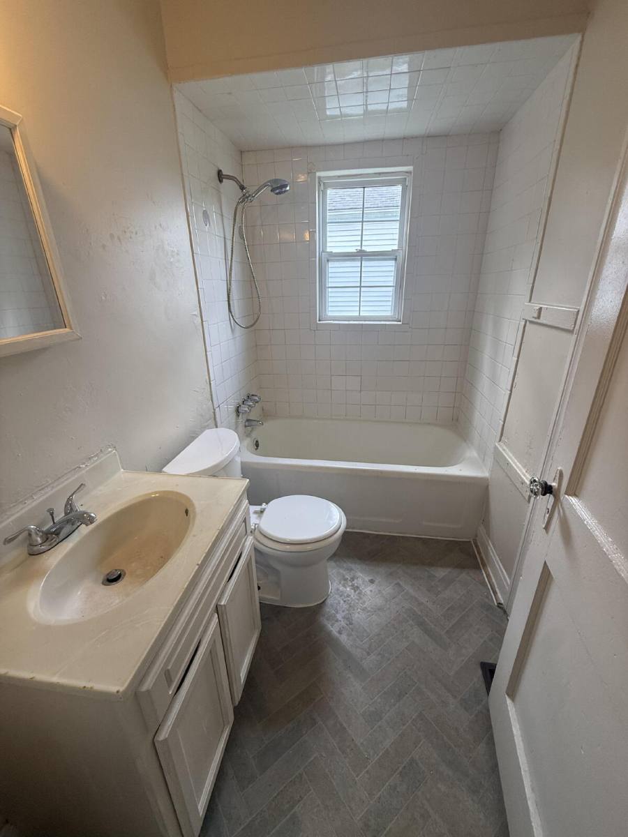 House for rent at 3806 W Kentucky St, Louisville, KY 40211