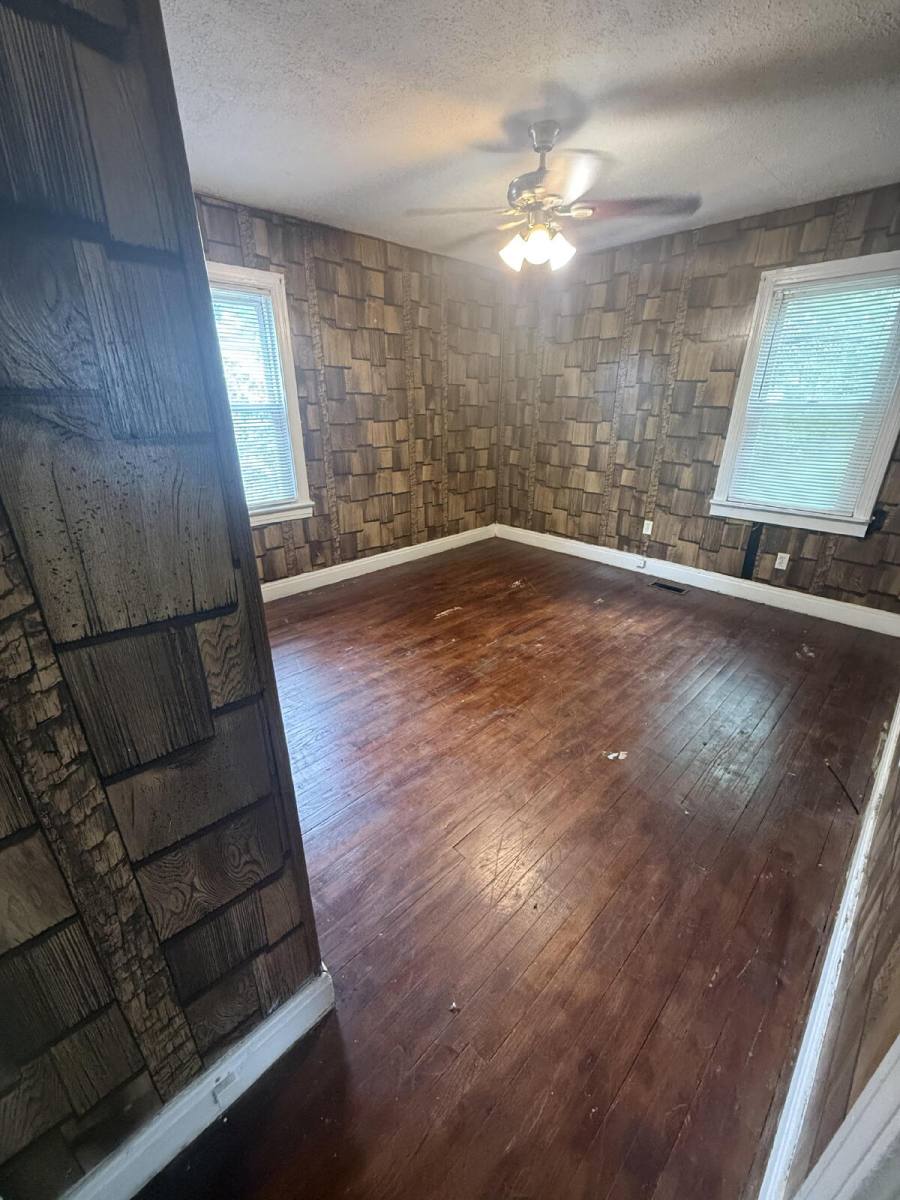 House for rent at 3806 W Kentucky St, Louisville, KY 40211