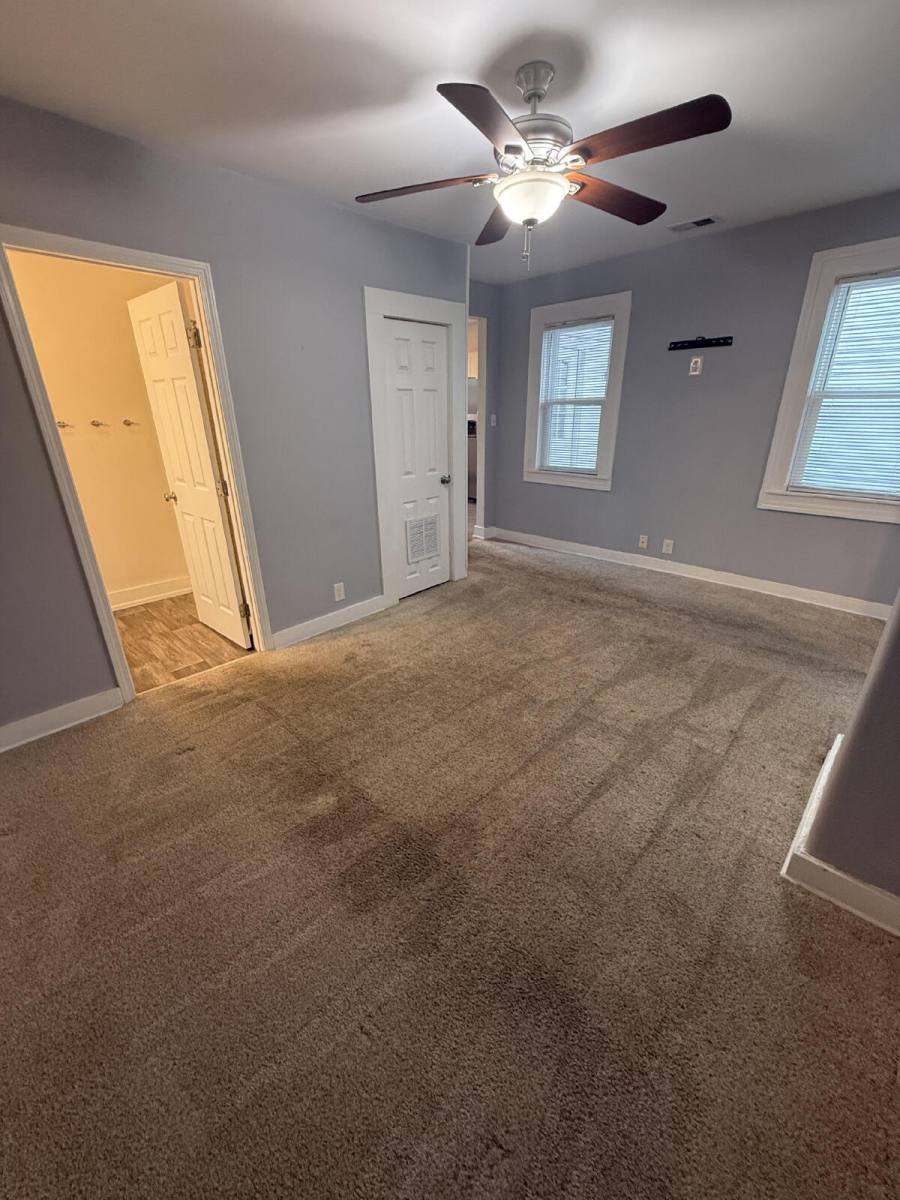 House for rent at 916 Schiller Court, Louisville, KY 40204