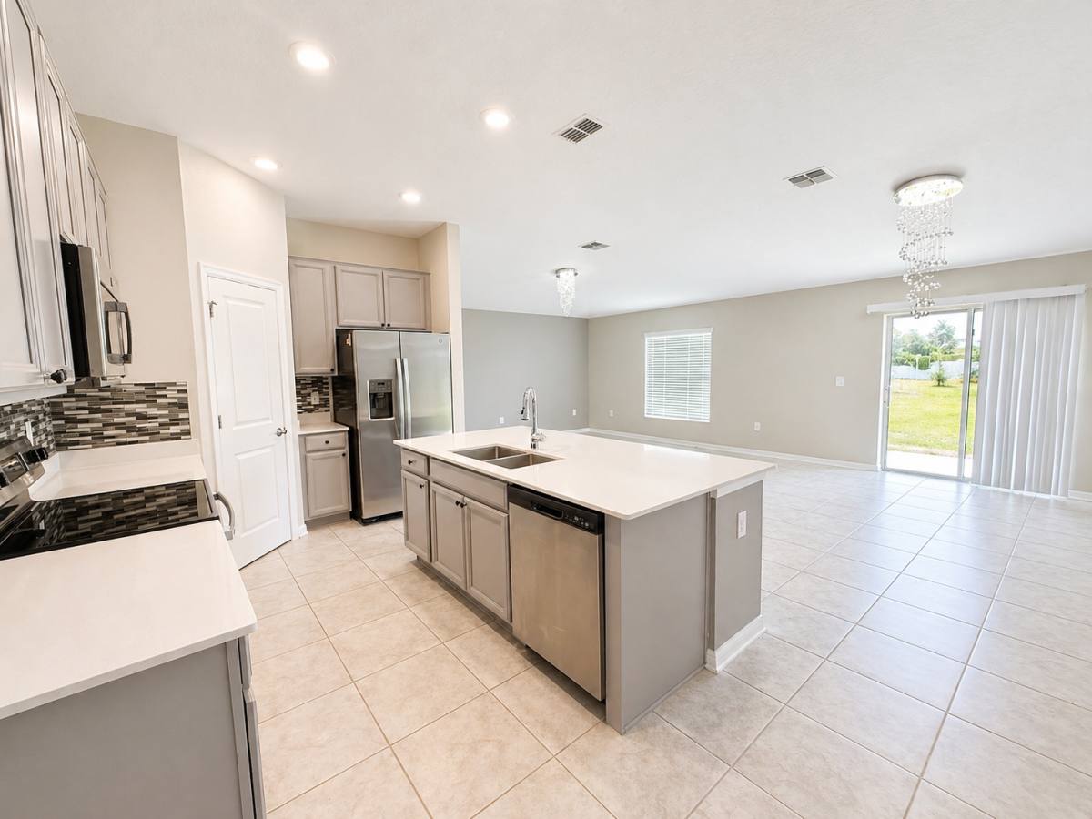 House for rent at 1450 Lassen St, Haines City, FL 33844