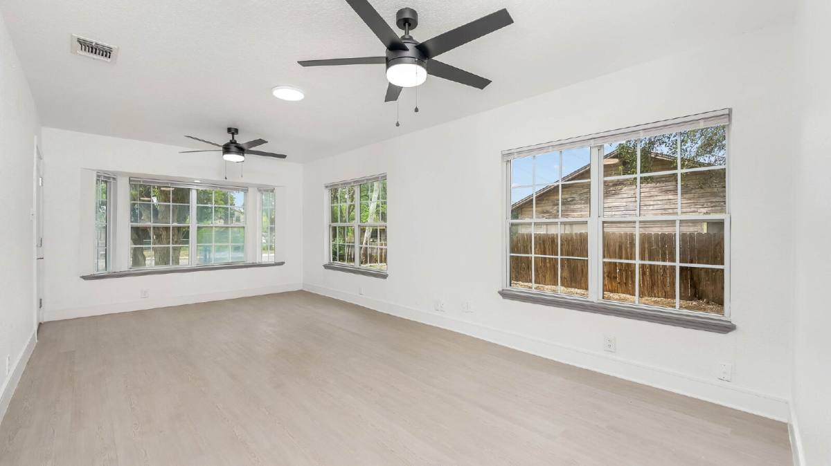 House for rent at 1135 Ceralvo St, San Antonio, TX 78207