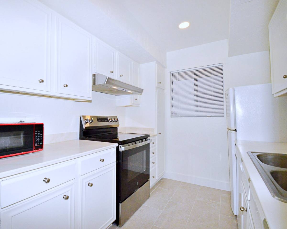 Condo for rent at 1050 E Ramon Rd #126, Palm Springs, CA 92264