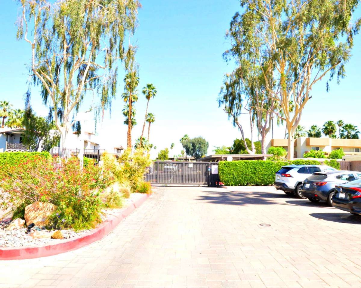 Condo for rent at 1050 E Ramon Rd #126, Palm Springs, CA 92264
